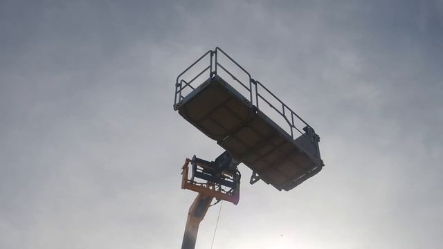 JCB 540-200 Man Platform 180 derece dönüş açısı смотреть онлайн