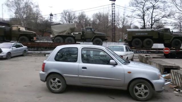 ЖД состав с техникой смотреть онлайн