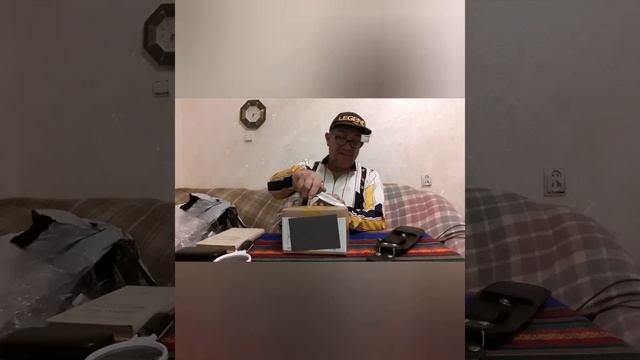 Добрый вечер тётя Хая Вам посылка из Китая.... смотреть онлайн