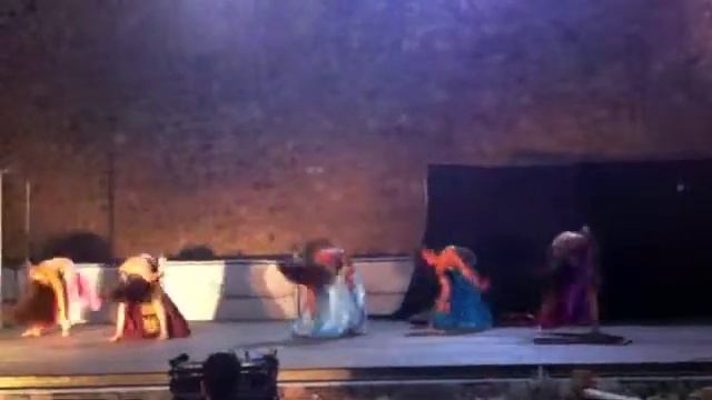 La Ruta de la Seda - Yunis Dance Troupe смотреть онлайн