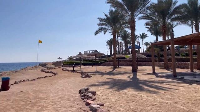 Пляж, территория, бары, где перекусить и выпить в отеле Renaissance Golden View Beach Resort 5* 202