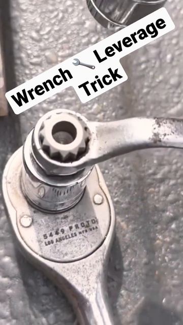 Wrench 🔧 Leverage Trick #shorts #leverage #viral смотреть онлайн