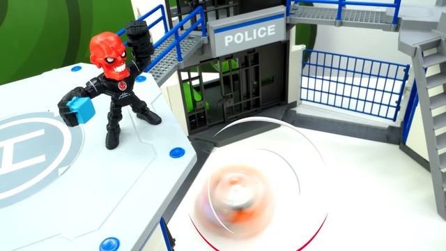 Видео игры - Тобот и Инспектор Фёдор ловят нарушителей! Роботы Трансформеры и Супергерои игры гонки смотреть онлайн