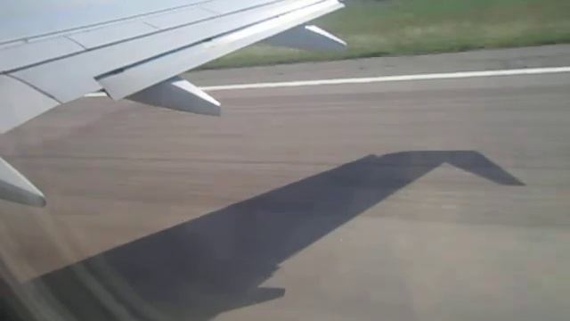 Tui 737 take off from Verona airport смотреть онлайн