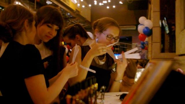 AROMA EVENT. Парфюмерный бар Алины Тимошиной на светском мероприятии. парфюмерноешоу.рф смотреть онлайн