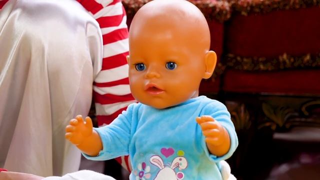 Весёлые игры Прятки с БЕБИ БОН - Кто спрятался в Яйце? – Смешные видео куклы Baby Born. Дочки матери смотреть онлайн