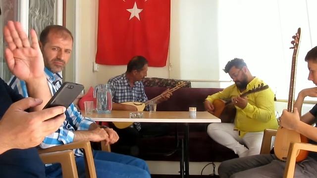Suat Teker ve Murat Ergül Canlarla Balkon muhabbetimiz смотреть онлайн