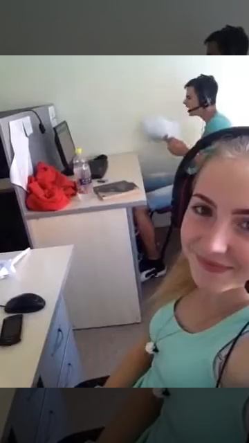Типичный call-центр XD смотреть онлайн