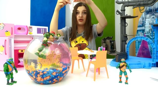 Черепашки Ниндзя и Той Клаб в поисках рецепта пиццы - Видео игрушки из мультфильма Черепашки Ниндзя смотреть онлайн