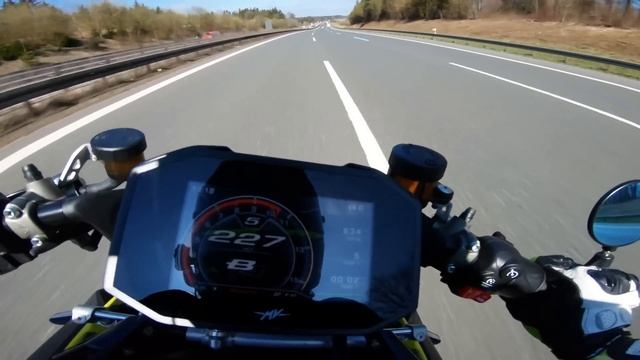 MV Agusta Brutale 1000RR | TOPSPEED | 100-200 | 0-100