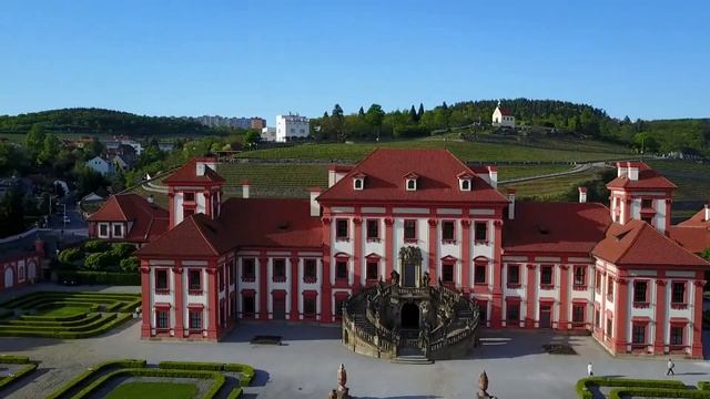Тройский замок в Праге / Troja Palace from DJI Mavic Pro смотреть онлайн