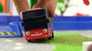 Приключения Тайо! Новые друзья. Видео про игрушки