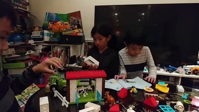 Building Lego Duplo Farm Toys смотреть онлайн