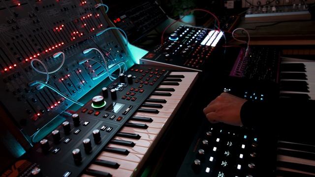 Painting The Darkness - Hydrasynth  Analog