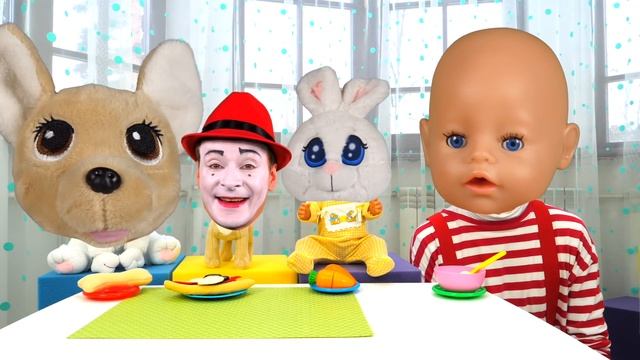 Смешные видео онлайн - Что съела кукла Беби Бон? – Весёлые игры дома. Одевалки для девочек. смотреть онлайн