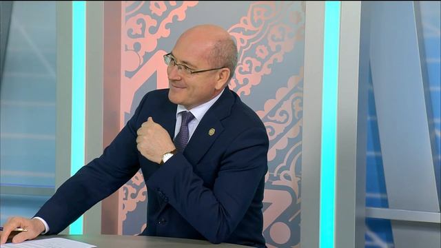 Нурбек Батулла в эфире передачи «Национальный вопрос и — ответ» смотреть онлайн