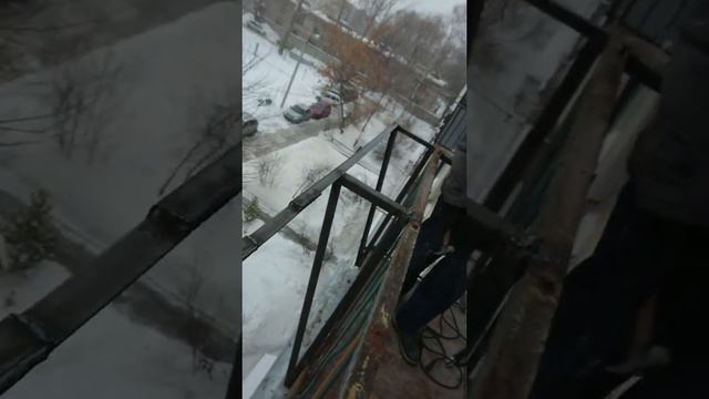 Балкон под ключ 🔑 смотреть онлайн