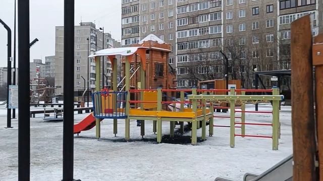 Парк Кольский. Мурманск. 2.11.2022. смотреть онлайн