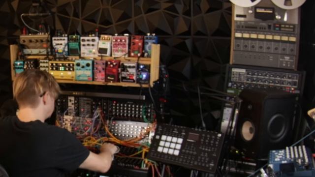 Caught In Joy - E7-E5 (Kosmische Musik ⧸ Krautrock)