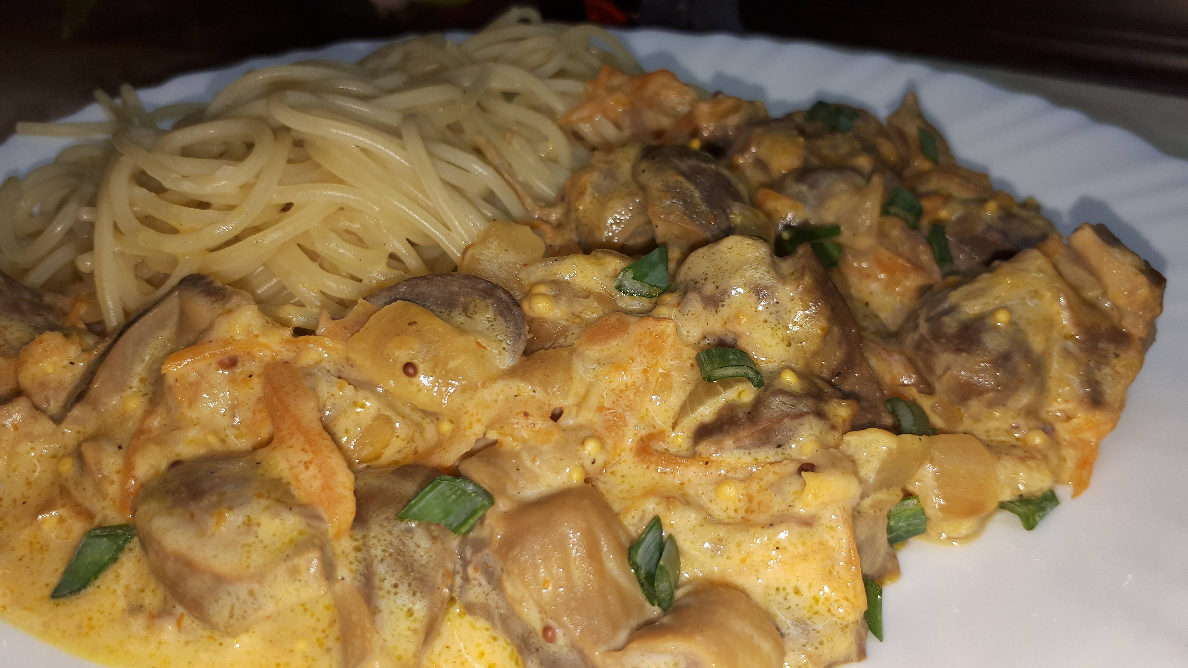 Куриные желудки в сметанно-горчичном соусе. Вкусная минутка от Натали.