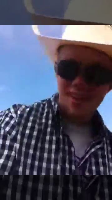 Me being so bored on a horse смотреть онлайн