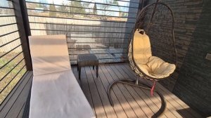 Обзор террасы с прозрачной крышей из прозрачными ралетам