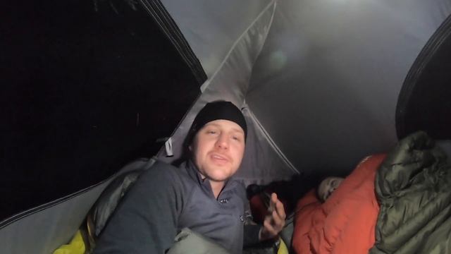 Wild Camping in the Mountains Pt.2 (Terra Nova Southern Cross tent in high winds) смотреть онлайн