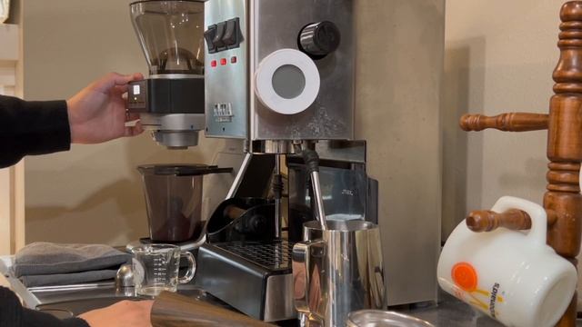 Purchased a Bottomless Portafilter | ボトムレスポルタフィルター買ってみました смотреть онлайн