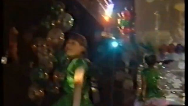 Машенька- Три медведя .Телешоу "Пирамида". Владивосток . 1996 г смотреть онлайн