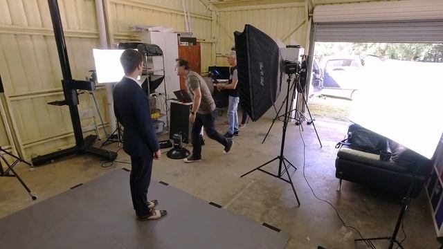 InStudioSessions - Classic Male Portrait смотреть онлайн