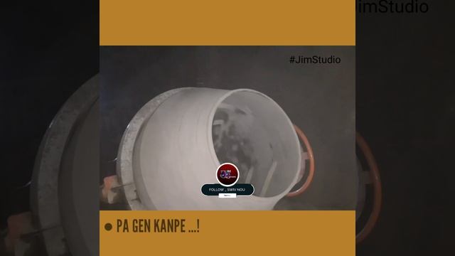 Men sak AYISYEN an, gwo lannwit pa gen kanpe... Abinader ap voye pye, nap voye beton monte... смотреть онлайн