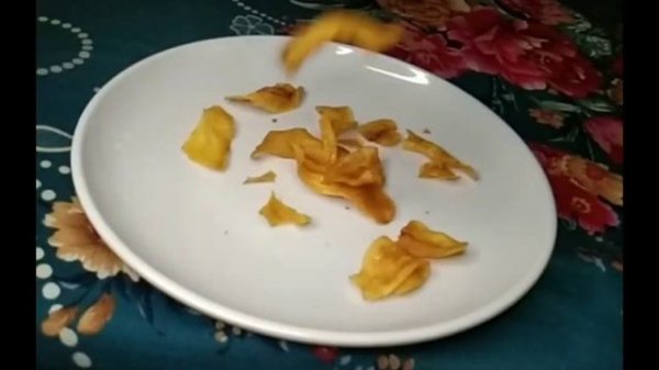 Banana Chips Advertisement 🍌✨