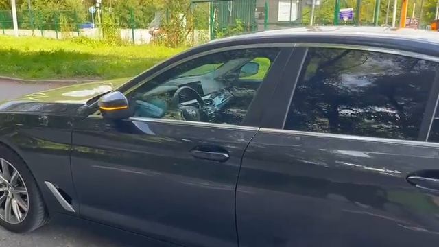 BMW 520 Xdrive . 2019 год