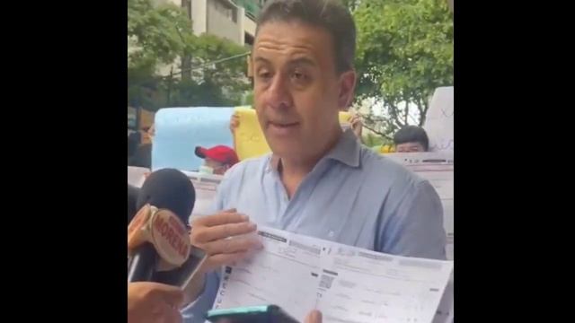 #video LA LUCHA DEL FRAUD3 ELECTORAL / LA VOZ DEL ECUADOR смотреть онлайн