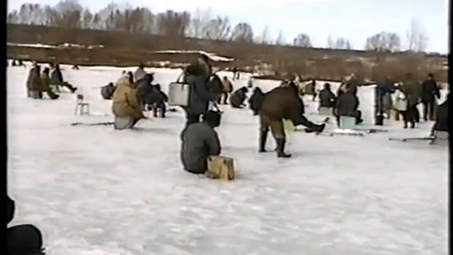 Рыболовно-собачий тусняк смотреть онлайн