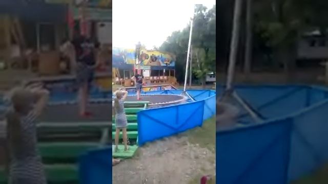 Я прыгаю на ремнях смотреть онлайн