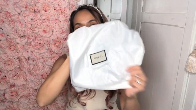 Unboxing Classic Flap & GG Clothes смотреть онлайн