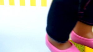 Беби Бон Эмили принимает ванну | Видео для девочек Как Мама | Игры в дочки матери