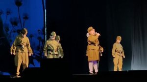 «Плечо к плечу».  Авторы Н. Наскаловой и Н. Павленко. Поёт Валерия Щекотова. Город Димитровград