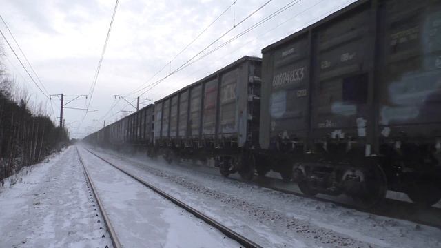 "Внезапно". ВЛ11М-198/393 с грузовым поездом смотреть онлайн