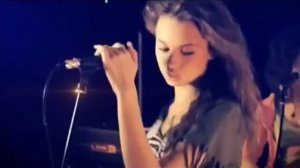 Зачем тебе такой красивый.