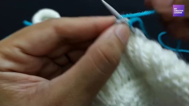Easy to make two color baby Shoes/Booties - In Hindi смотреть онлайн