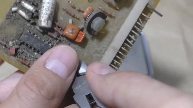 Очередной обзор плат с радиодеталями содержащие драгметаллы. Радиоаппаратура разбор