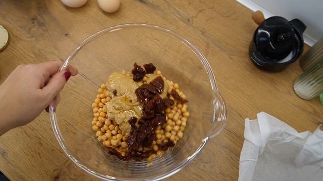 Zrobisz go w kilka minut +pieczenie, szybki do zrobienia pasztet, bez mięsa z ciecierzycy #bezmięsa смотреть онлайн