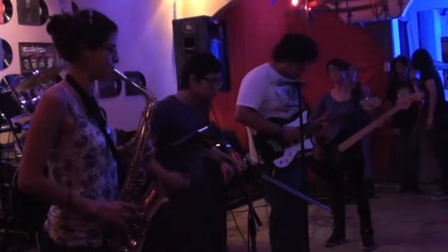 Parazitos смотреть онлайн