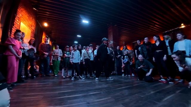 Sonic vs Бобрик | SEMIFINAL | LOCKING | UOC 2022 смотреть онлайн