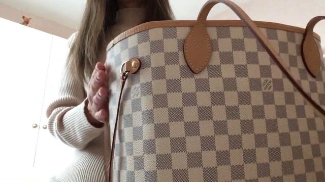 Louis Vuitton Neverfull MM Review.