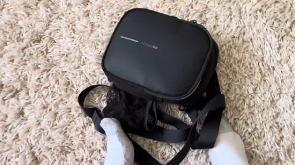 XD Design Boxy Sling