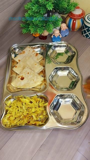 Thali For Lunch Or Dinner # Paratha # Egg Kasha # Aloo Bhaji # Food Shorts # Shorts # Youtube Short