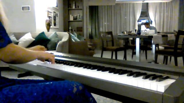 "Novosibirsk Marriott Hotel", Valentina Solozhentseva, piano. смотреть онлайн